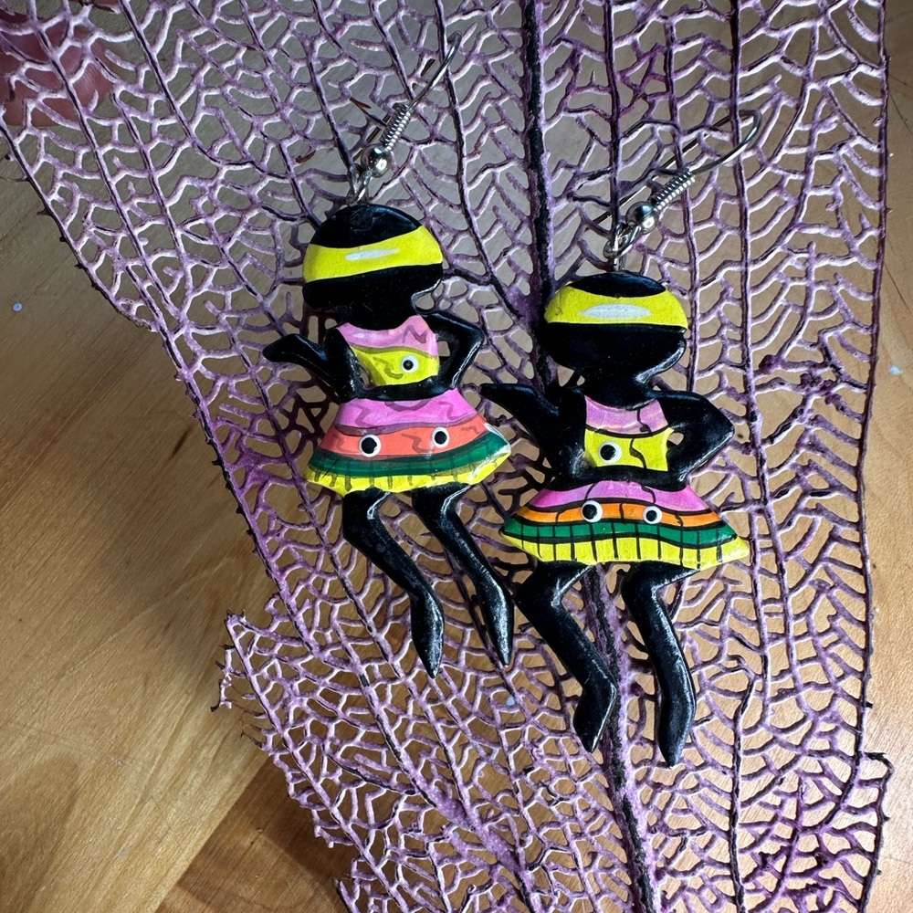 Adorable Bahamian Earrings